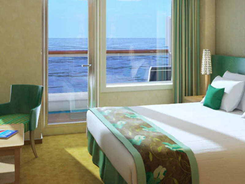 Cloud 9 Spa Suite (Obstructed View)